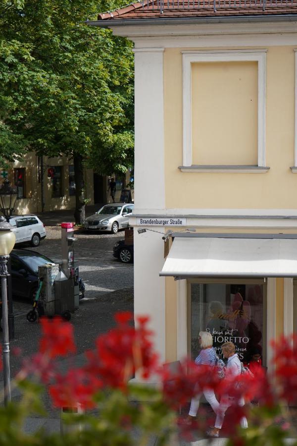 Cafe Alice & Pension Gmbh Potsdam Exteriör bild
